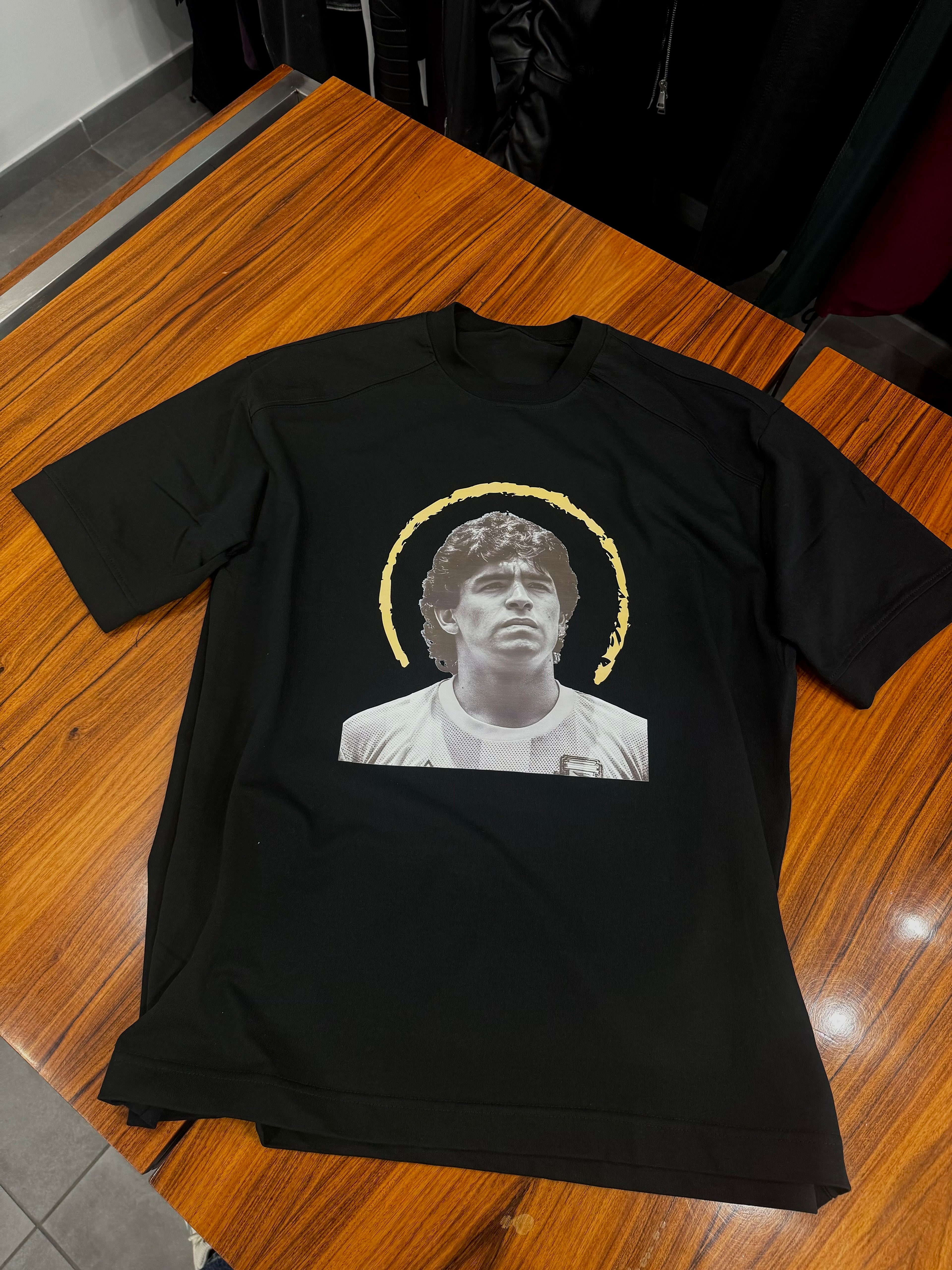 T-shirt over size nero MARADONA